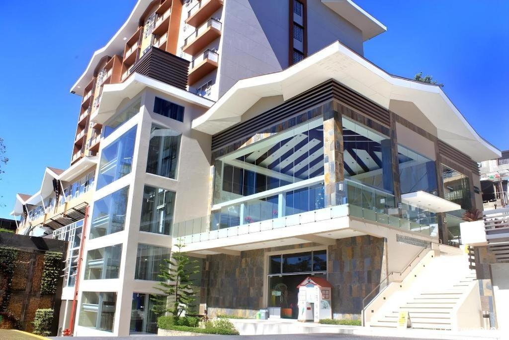 Newtown Plaza Hotel バギオ エクステリア 写真